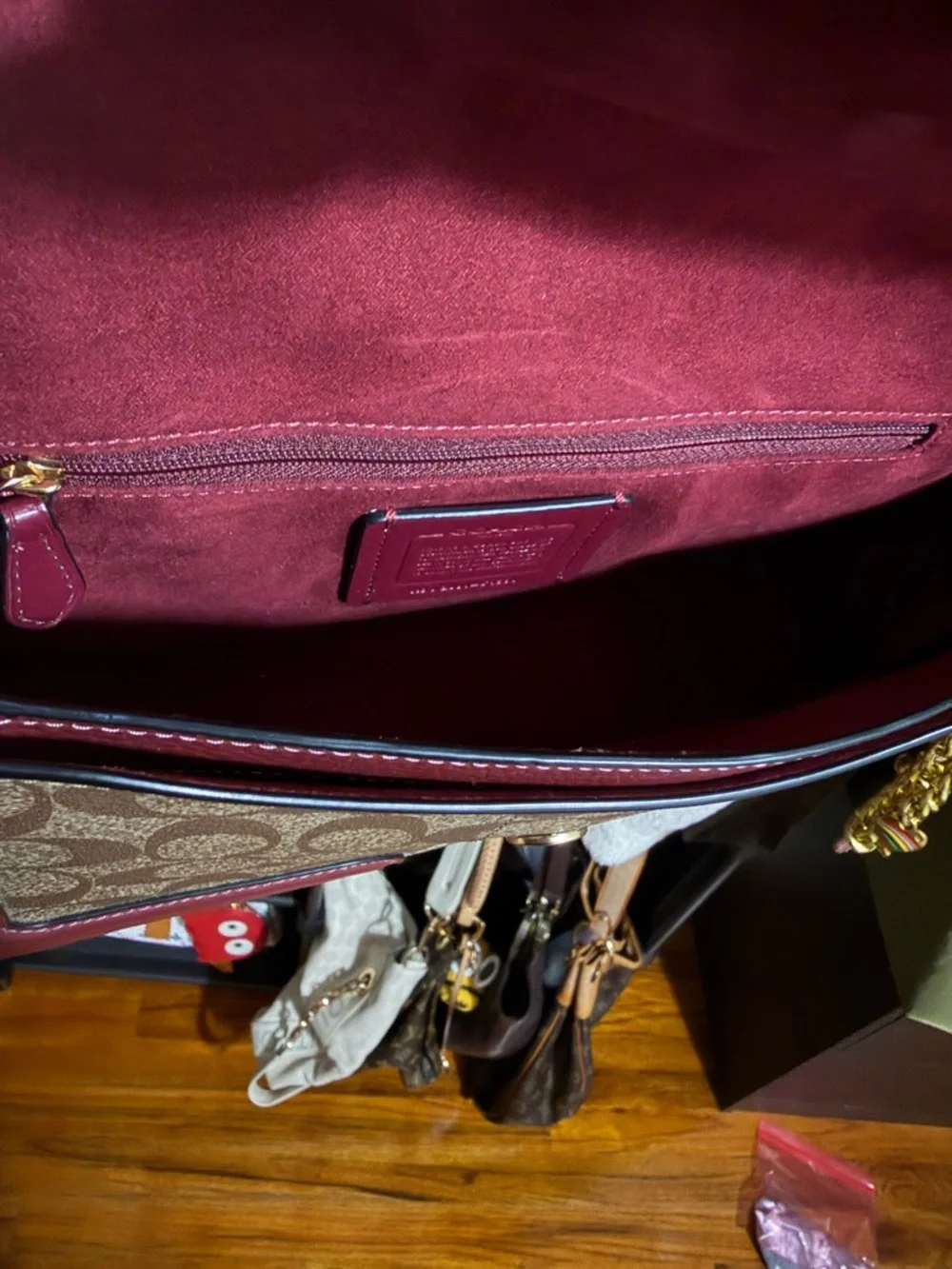 Coach Georgie in rainbow leather and signature canvas - Picture 4 of 5